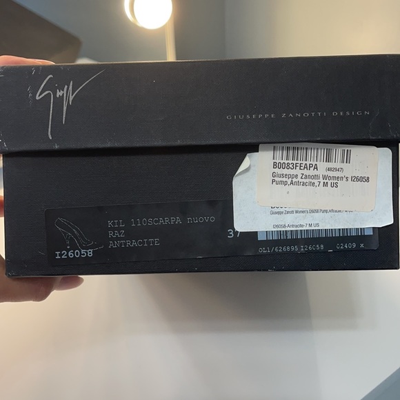 Giuseppe Zanotti Black pumps - Picture 9 of 9